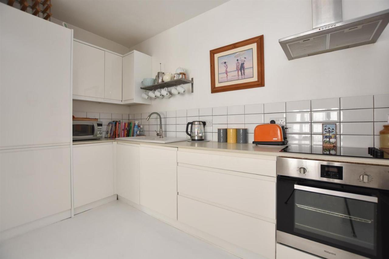 Stunning 2 Bed With Sea View In Hastings Old Town Apartment Ngoại thất bức ảnh