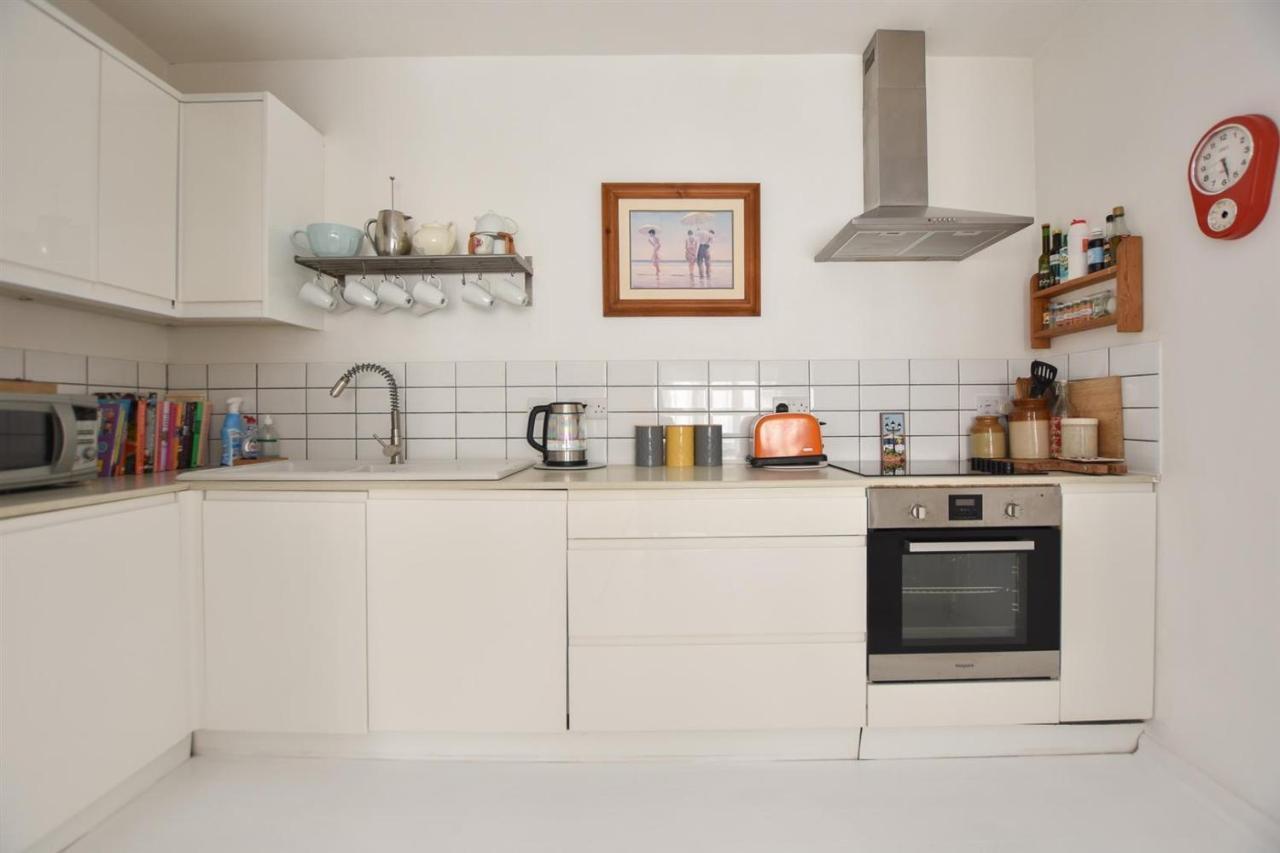 Stunning 2 Bed With Sea View In Hastings Old Town Apartment Ngoại thất bức ảnh